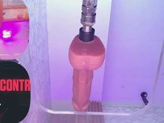 ninacapelli Live Webcam on CamSoda