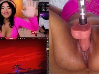 ninacapelli's CamSoda show and profile