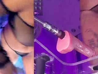 ninacapelli live webcam show