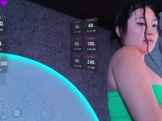 ReinaChloe live cam preview