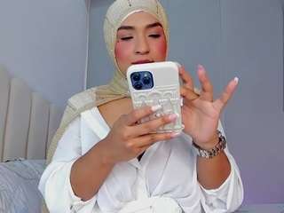  amira-zahra chat room