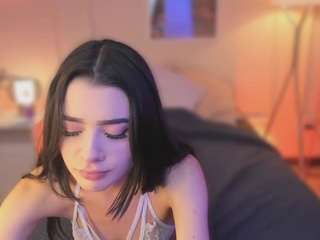 emma-soull live cam preview