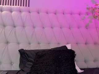 gysellhanson Live Webcam on CamSoda