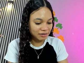 le modèle gysellhanson est en webcam porno dans un show sur le site camsoda, il possède les tags suivants: athletic,black hair,young adult,toys,teen 18,tattoos,squirter,spanking,role play,plug,nipple piercings,lovense,drinking,double penetration,dildo or vibrator,dildo,deepthroat,cum in pussy,colombia,brown eyes