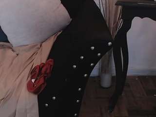 sammytitis's CamSoda show and profile