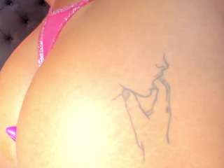  yayahilton chat room