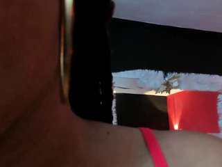  yayahilton chat room