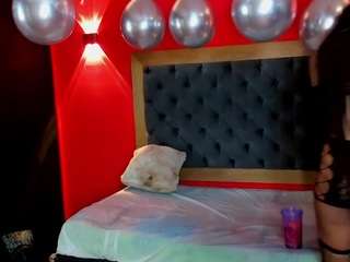 yayahilton Live Webcam on CamSoda