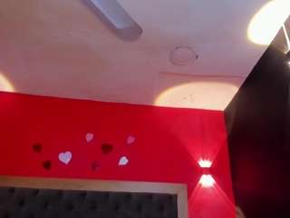 yayahilton webcam