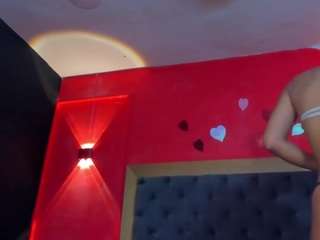 yayahilton Sex Cam Show