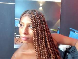 yayahilton