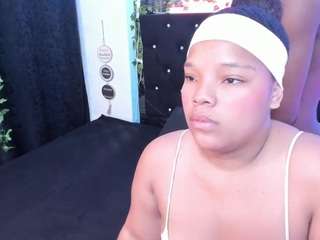 andriusmith's CamSoda show and profile