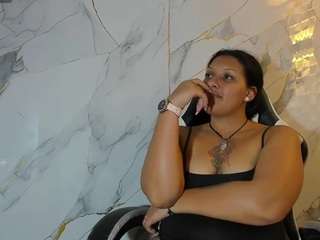 ashley-17 private show