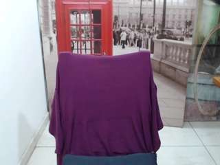 curly-greeneyed webcam