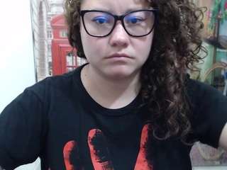 curly-greeneyed webcam