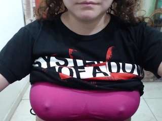 curly-greeneyed webcam