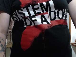 curly-greeneyed webcam