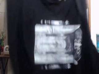 curly-greeneyed live cam profile