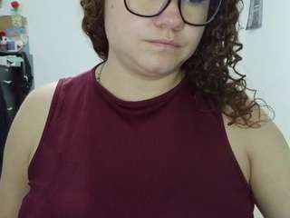 curly-greeneyed