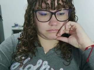 curly-greeneyed