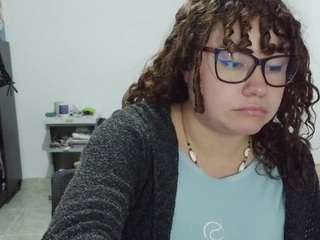 Curly-greeneyed
