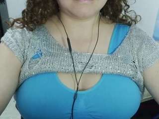 Curly-greeneyed live cam preview
