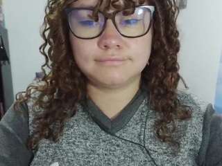 Curly-greeneyed