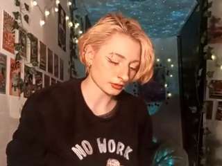 deirdredriever Live Webcam on {site_name}