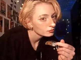 deirdredriever Live Webcam on {site_name}