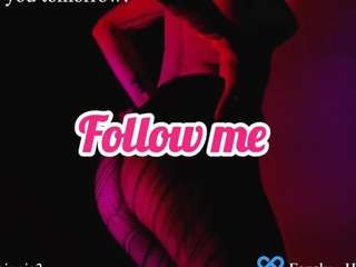 Live webcam model foxrinehelen on Soda Cams