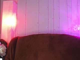 foxrinehelen's CamSoda show and profile