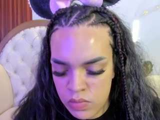 kariinestwart's CamSoda show and profile