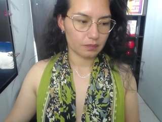 koral-purple Milf live webcam