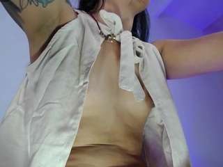 lunaaponte's CamSoda show and profile