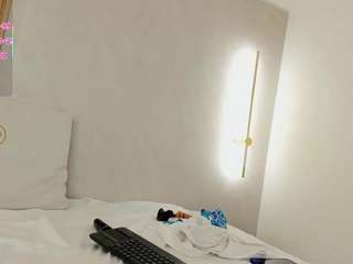 mia-dollce webcam model