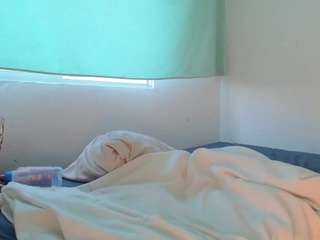 miachanel421's CamSoda show and profile