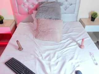  milly-jonness chat room