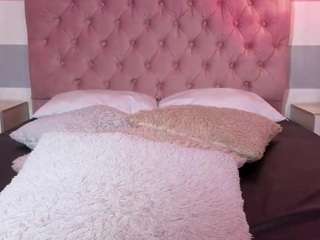 milly-jonness webcam