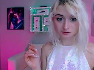 rachel-bloom's CamSoda show and profile