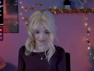 Live webcam model rina-glow on Soda Cams