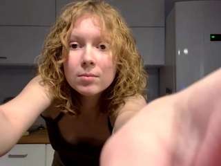 sharronhelzer webcam model