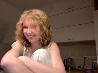 sharronhelzer Live Webcam on CamSoda