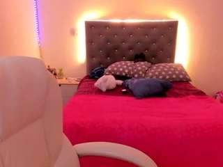 le modèle sophiabunny est en webcam porno dans un show sur le site camsoda, il possède les tags suivants: anal toys,brown eyes,dildo or vibrator,domination,full nudity,lovense,no drinking,no smoking,tattoos,tittyfuck,toys,big tits,brown hair,hd