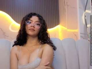 victoria-castillo-b webcam