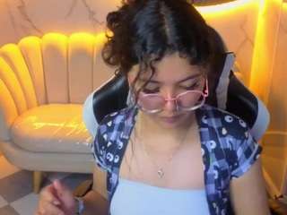 victoria-castillo-b webcam