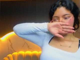 victoria-castillo-b webcam