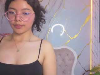 victoria-castillo-b webcam