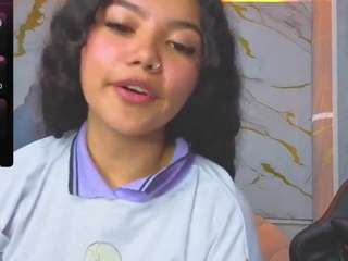 victoria-castill... Live Webcam on CamSoda