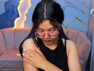 victoria-castillo-b webcam