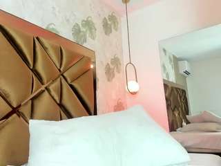 alexa-lynx live webcam show